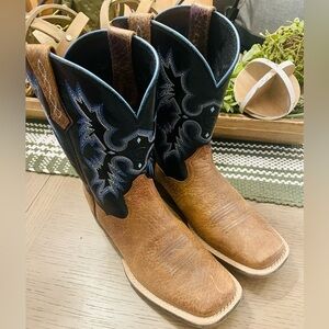 Ariat Youth Tombstone Earth Brown with Black Square Tow Cowboy Boots - size 3.5